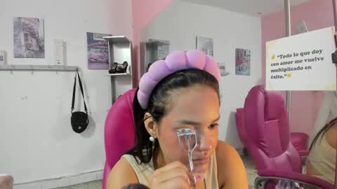 ANTONELLA online show from February 4, 1:04 pm