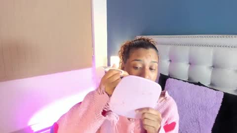 Sarah online show from February 16, 2:54 pm