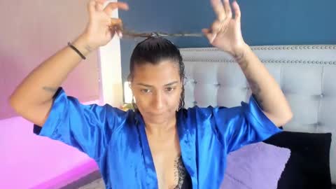 Sarah online show from March 4, 12:22 pm