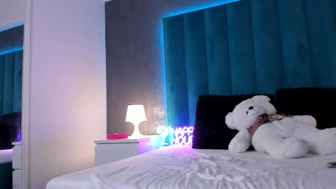 Antonia online show from December 21, 6:58 pm