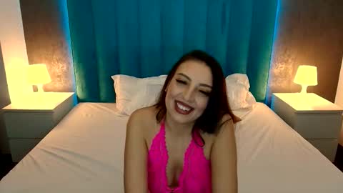 Antonia online show from December 1, 5:33 pm