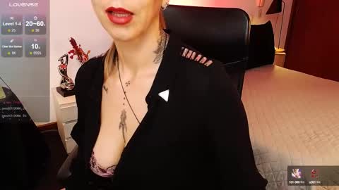 Snapshot of antoniavillamizar chatting on October 14, 12:30 pm Anto online show from October 14, 12:30 pm