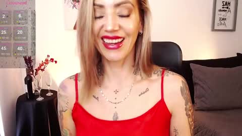 Snapshot of antoniavillamizar chatting on February 14, 4:09 pm Anto online show from February 14, 4:09 pm