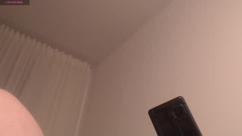 Anya Muna online show from December 29, 7:53 pm