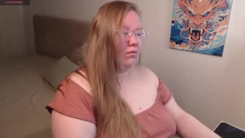 Anya Muna online show from December 5, 7:11 pm