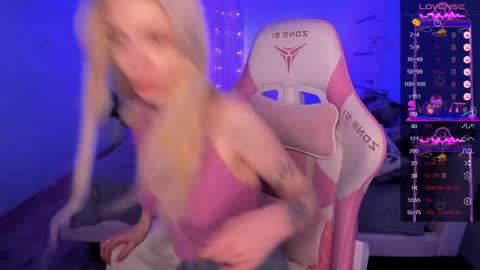 Anya online show from April 4, 2:07 am