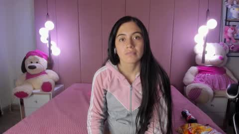 anyelii_hot online show from February 23, 7:05 pm