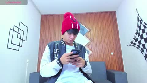 anyelo_sexyhot online show from February 2, 11:18 am