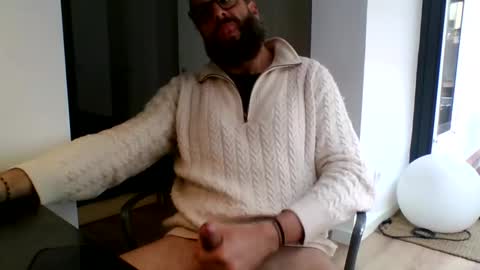 apc_3 online show from March 4, 3:42 pm