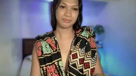 Snapshot of aphr0dite_x chatting on October 10, 5:24 am Roman Goddess online show from October 10, 5:24 am