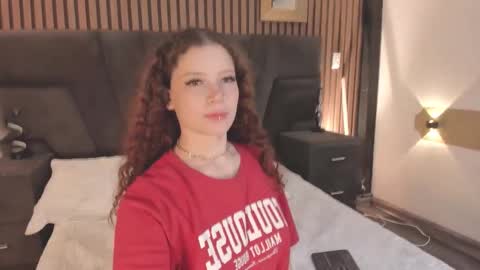 aphrodite online show from November 9, 9:06 pm