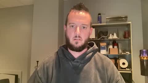 aplacetorest online show from March 24, 12:33 pm