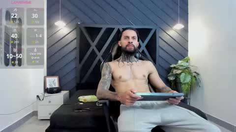 Snapshot of apolo_bianco_ chatting on September 9, 11:38 pm APOLO online show from September 9, 11:38 pm