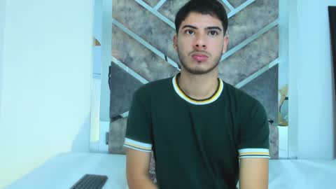 Apolo Grayy online show from February 4, 6:50 am