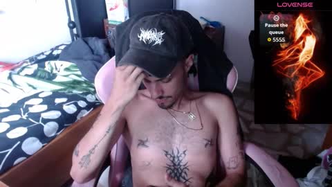 Andres online show from February 1, 6:38 pm