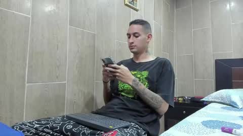 Andres online show from January 8, 1:11 am