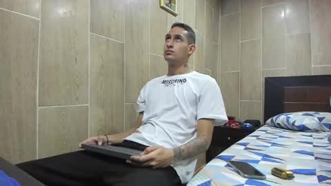 Andres online show from January 19, 12:17 am