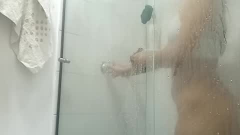 apple0716 online show from December 18, 6:36 pm