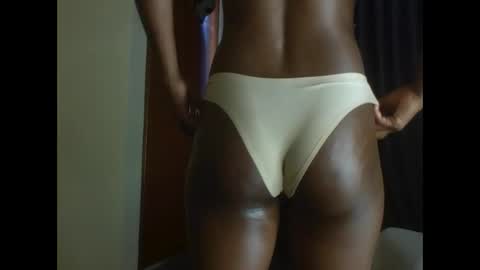 apple_bitch online show from December 2, 7:18 am