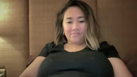 Anika online show from November 1, 3:22 pm