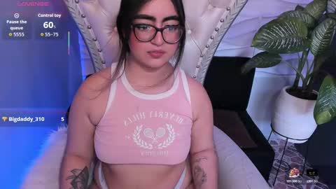 Snapshot of appril_foxx chatting on September 15, 5:03 pm apprilfoxx online show from September 15, 5:03 pm