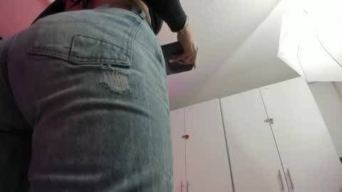 April online show from September 22, 12:20 pm