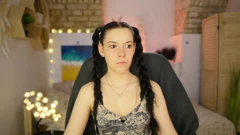 april_olsen online show from March 6, 12:19 pm