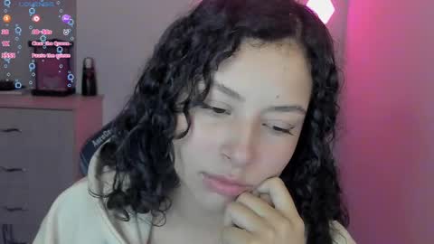 Snapshot of aqua_emilly chatting on February 27, 2:46 am aqua emilly online show from February 27, 2:46 am