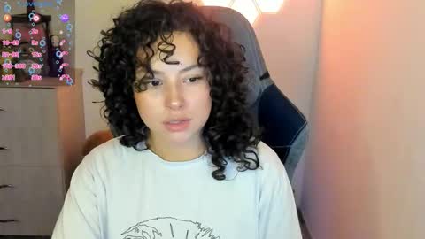 Snapshot of aqua_emilly chatting on September 13, 9:50 pm aqua emilly online show from September 13, 9:50 pm