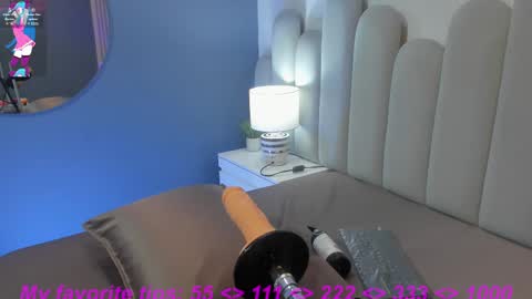 mara online show from October 8, 4:18 am