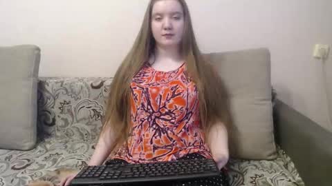 Josefin online show from February 1, 6:21 am