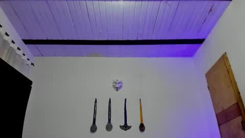 Snapshot of aquiles_51 chatting on March 4, 12:18 am Jonathan online show from March 4, 12:18 am