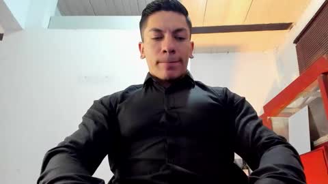 Snapshot of aquiles_51 chatting on September 18, 8:57 pm Jonathan online show from September 18, 8:57 pm