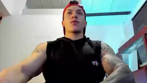 Snapshot of aquiles_51 chatting on September 10, 10:11 pm Jonathan online show from September 10, 10:11 pm