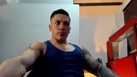 Snapshot of aquiles_51 chatting on October 1, 10:30 pm Jonathan online show from October 1, 10:30 pm