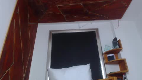 AquilesElpapi online show from February 24, 1:31 pm