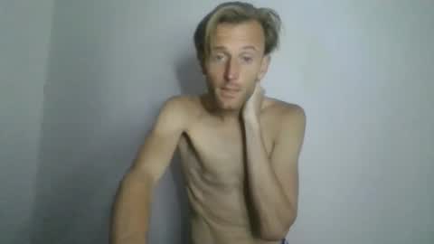 Aquilesmade online show from October 31, 4:02 am