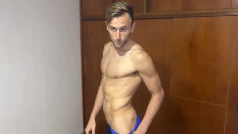 Aquilesmade online show from December 3, 12:08 am