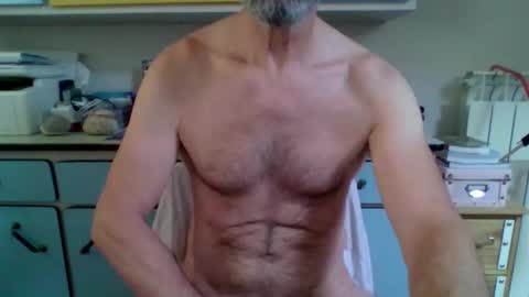 Snapshot of aragon3000 chatting on October 11, 8:08 am aragon3000 online show from October 11, 8:08 am