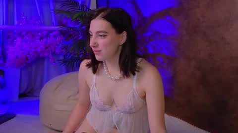 arcanedoll online show from September 18, 5:22 am