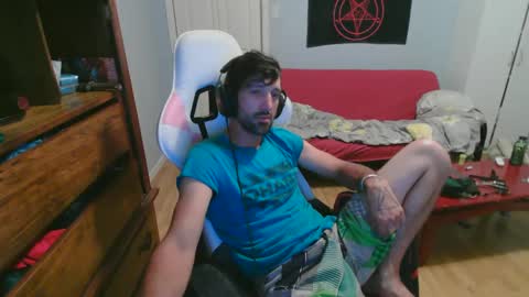 Snapshot of ardok1 chatting on September 18, 2:48 am ardok1 online show from September 18, 2:48 am