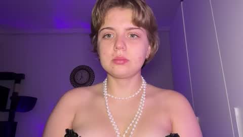 ari_crystal online show from March 2, 4:57 pm