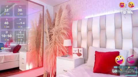 ari_lynn_ online show from March 29, 10:22 pm