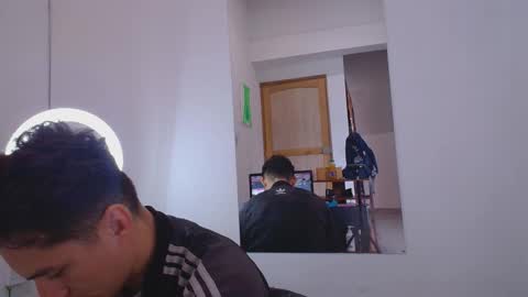 aria_arthur online show from September 25, 12:34 pm