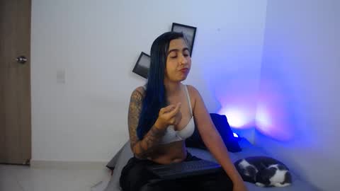  777 online show from December 6, 7:04 am