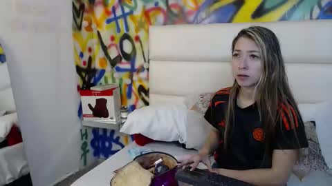 aria online show from November 26, 12:35 pm