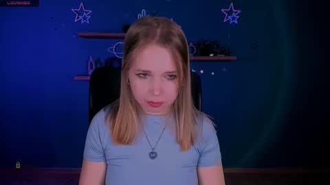 aria_wild_ online show from March 17, 9:03 am