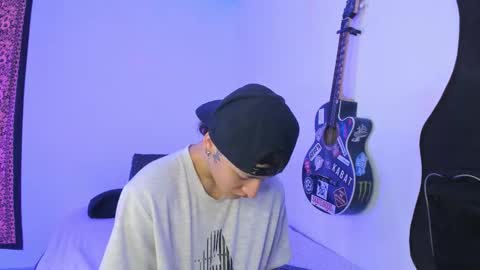 Aria and Orien online show from March 23, 6:35 pm