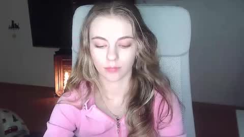 AriaCreazy online show from December 13, 9:21 pm