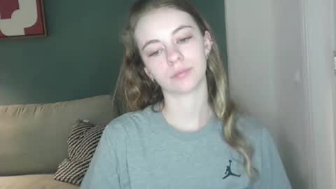 Snapshot of ariacreazy chatting on September 29, 6:23 am AriaCreazy online show from September 29, 6:23 am